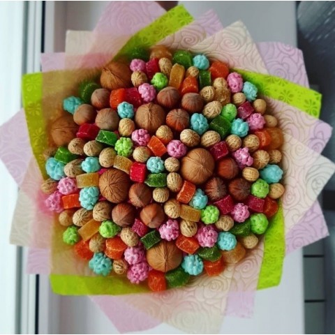 Букет "Орехи счастья"